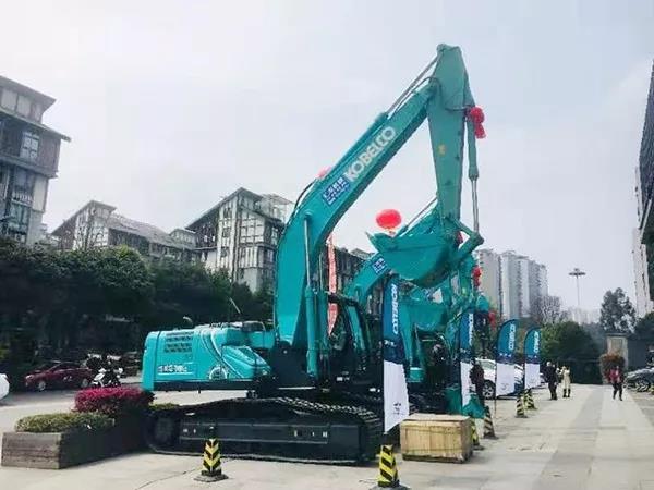 小型農(nóng)用挖掘機發(fā)動機如何處理碳沉積？